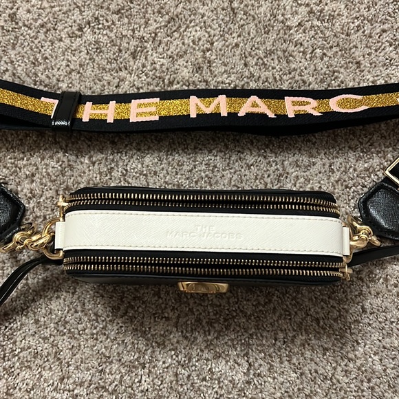 MARC JACOBS CAMERA BAG - Picture 3 of 6